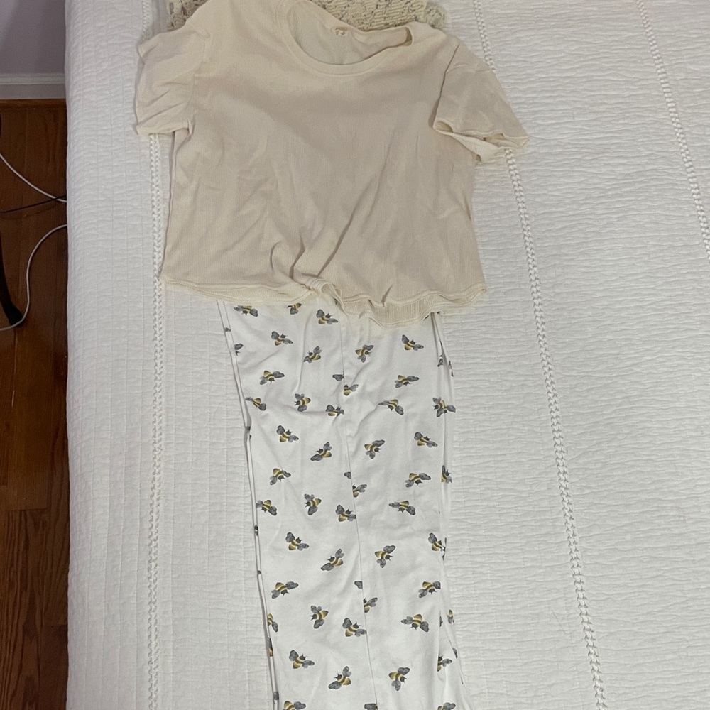 Burt’s Bees Pj Never Worn